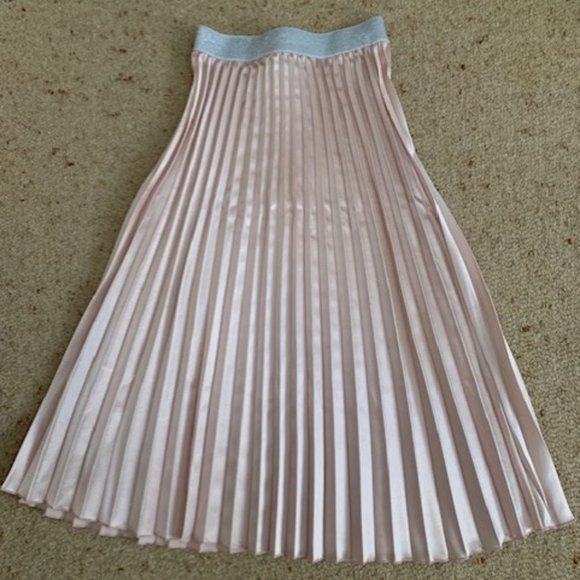 SHEIN Dresses & Skirts - 💕Clearance💕 SHEIN Pink Pleated Long Skirt Size XS